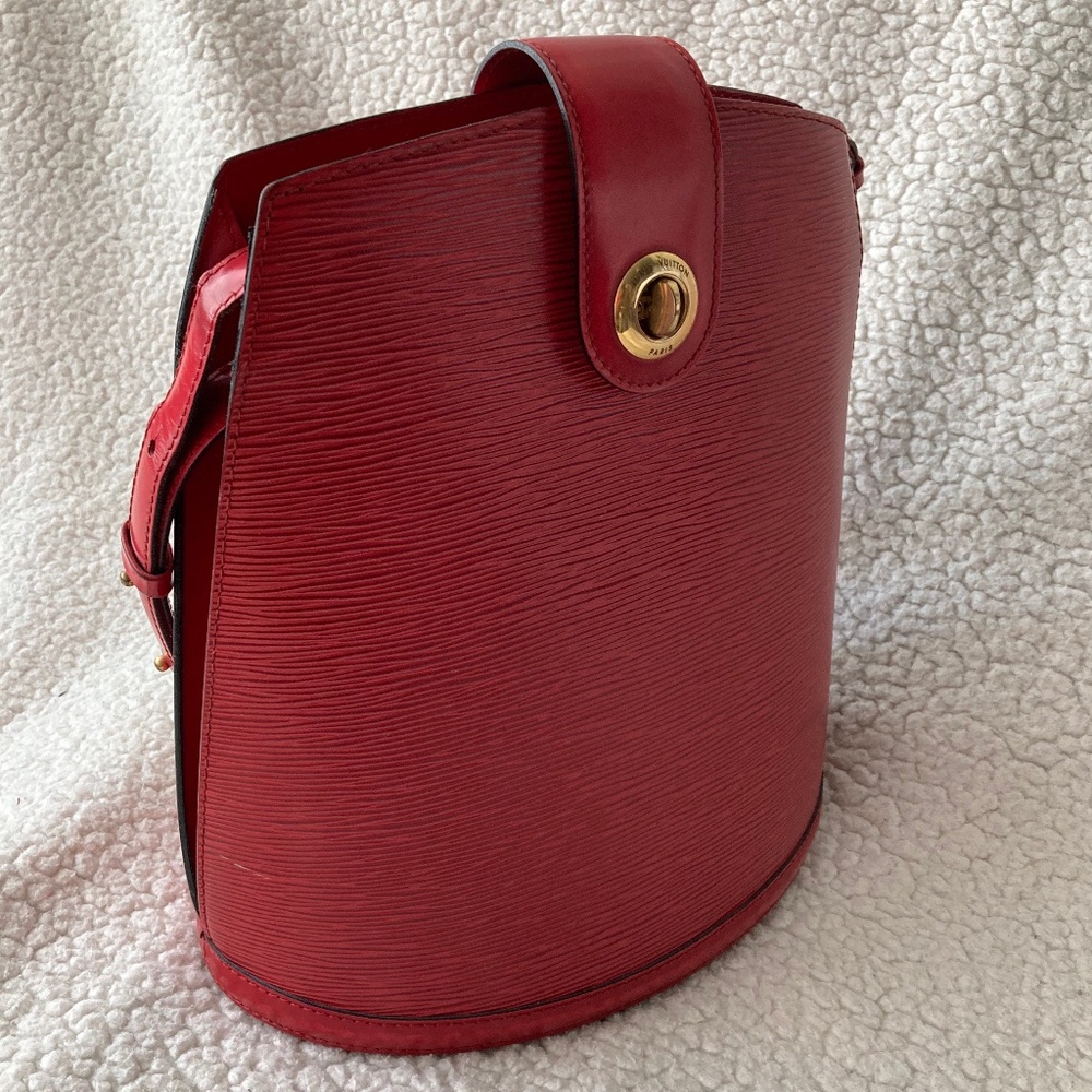 Louis Vuitton Red Epi Leather Vintage Cluny Shoulder Bag
